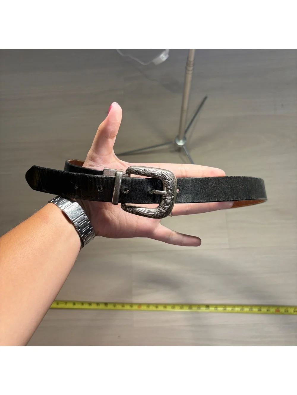 Vintage Western engraved silver buckle brown black genuine leather belt medium